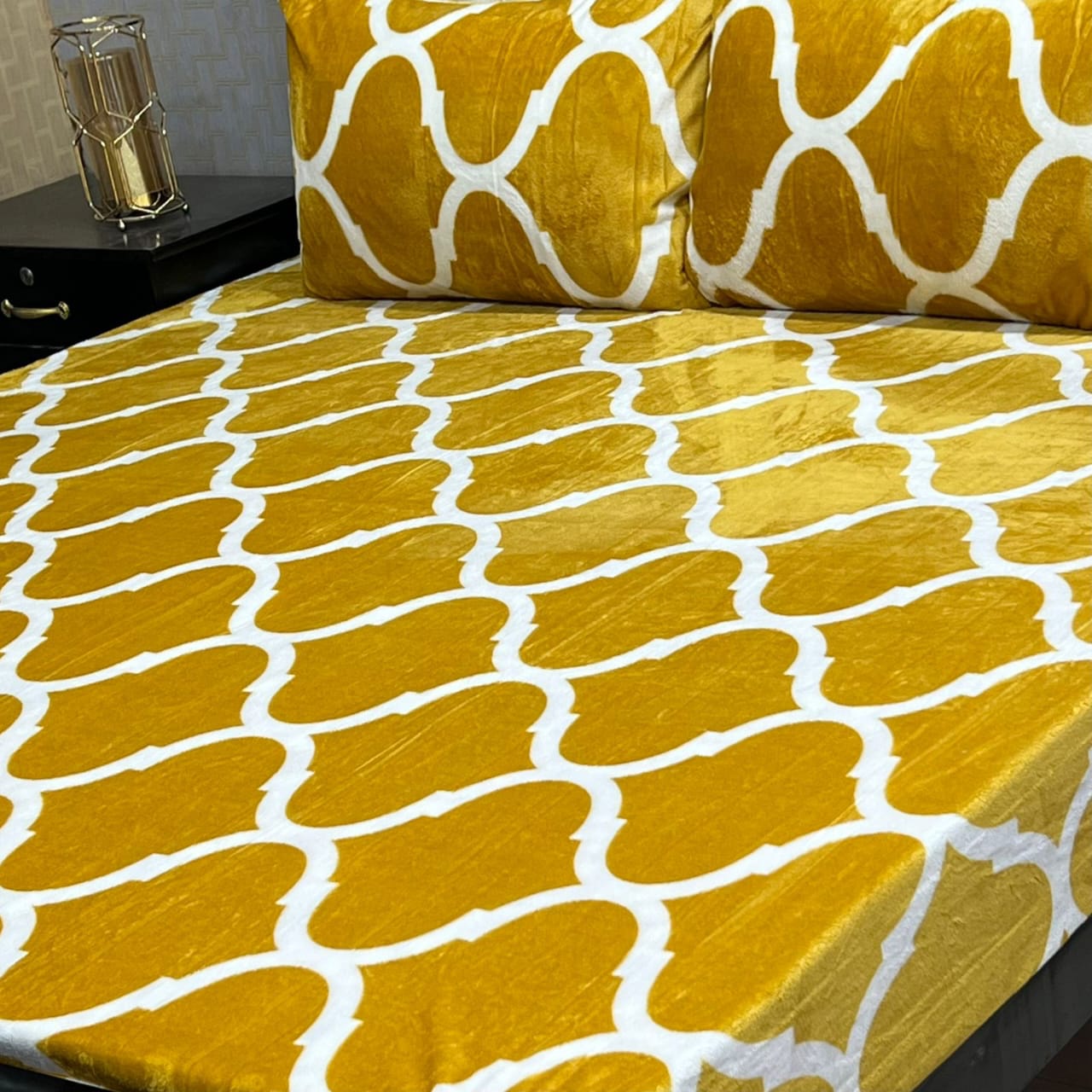 Luxury Soft Fleece Bedsheet Set FL0564