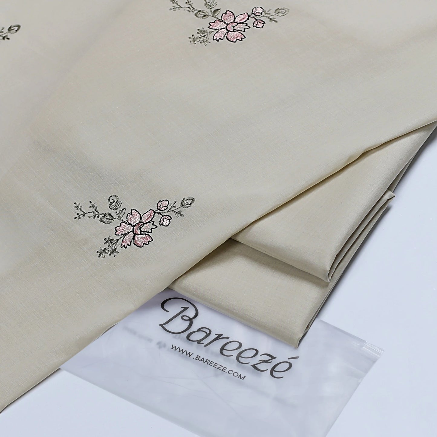 Bareeze Embroidered 2-Piece Lawn Un-stiched 04