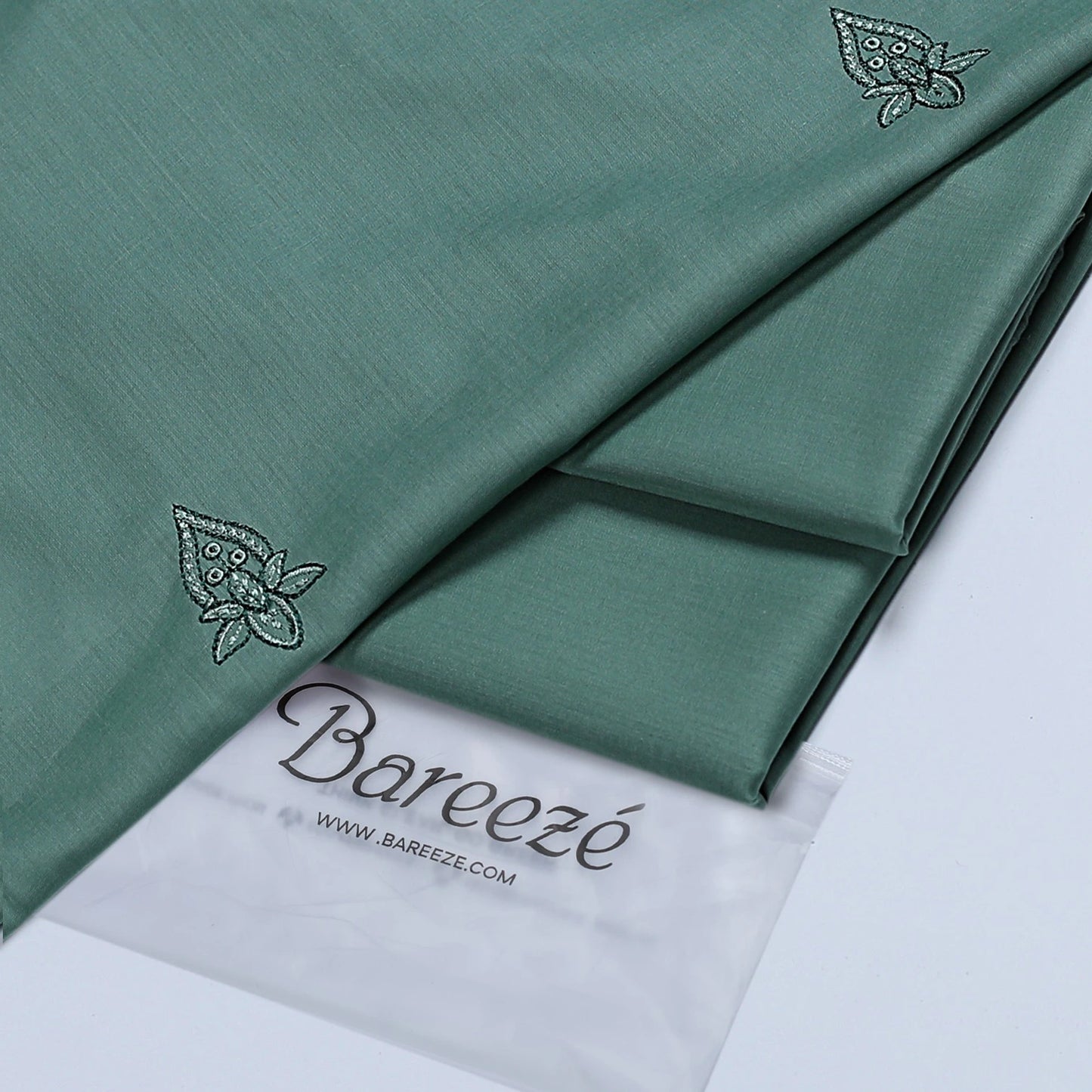 Bareeze Embroidered 2-Piece Lawn Un-stiched 06