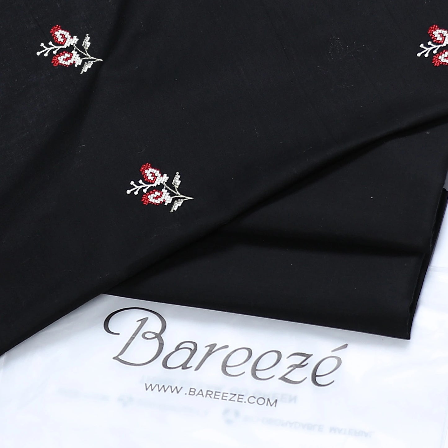 Bareeze Embroidered 2-Piece Lawn Un-stiched 43