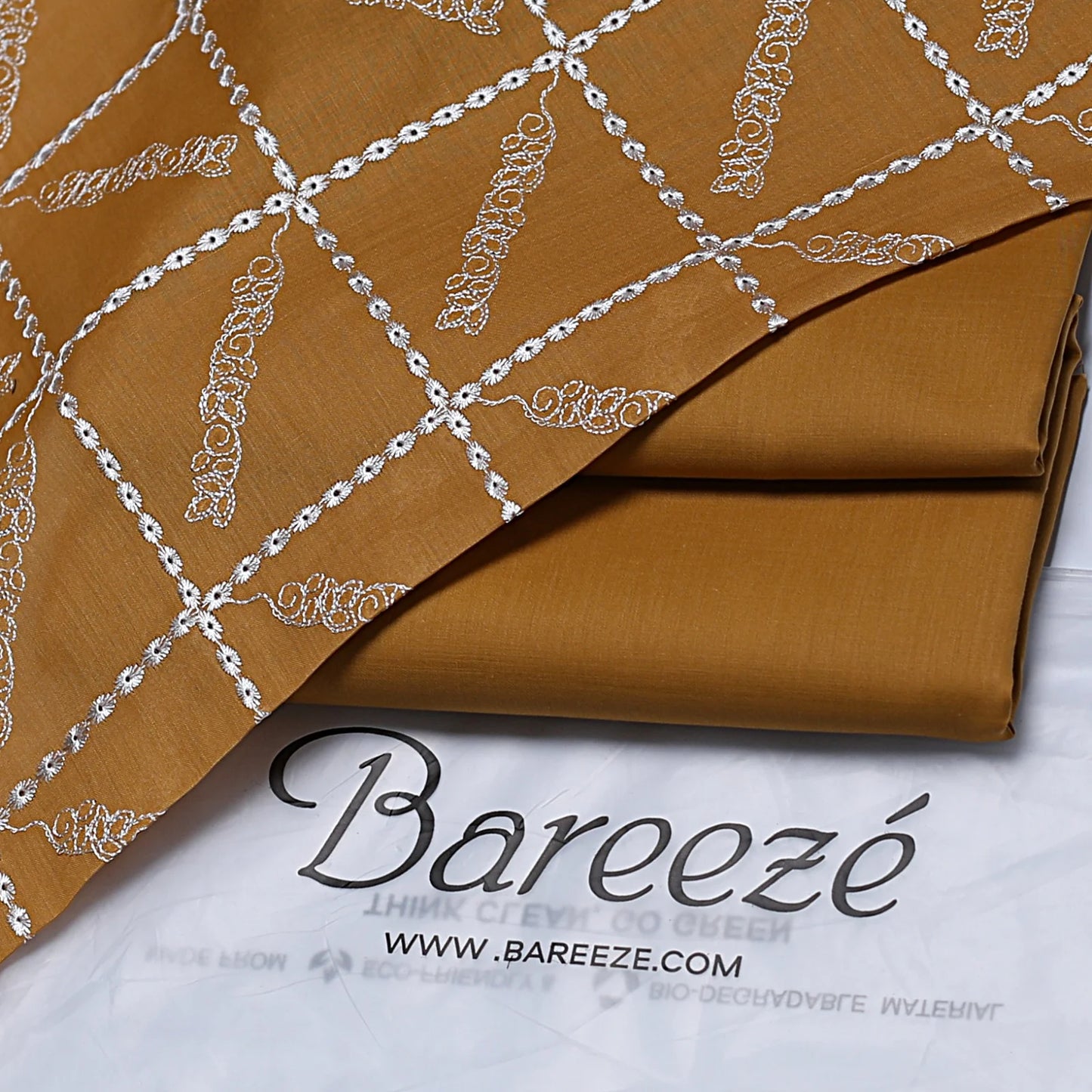 Bareeze Embroidered 2-Piece Lawn Un-stiched 145
