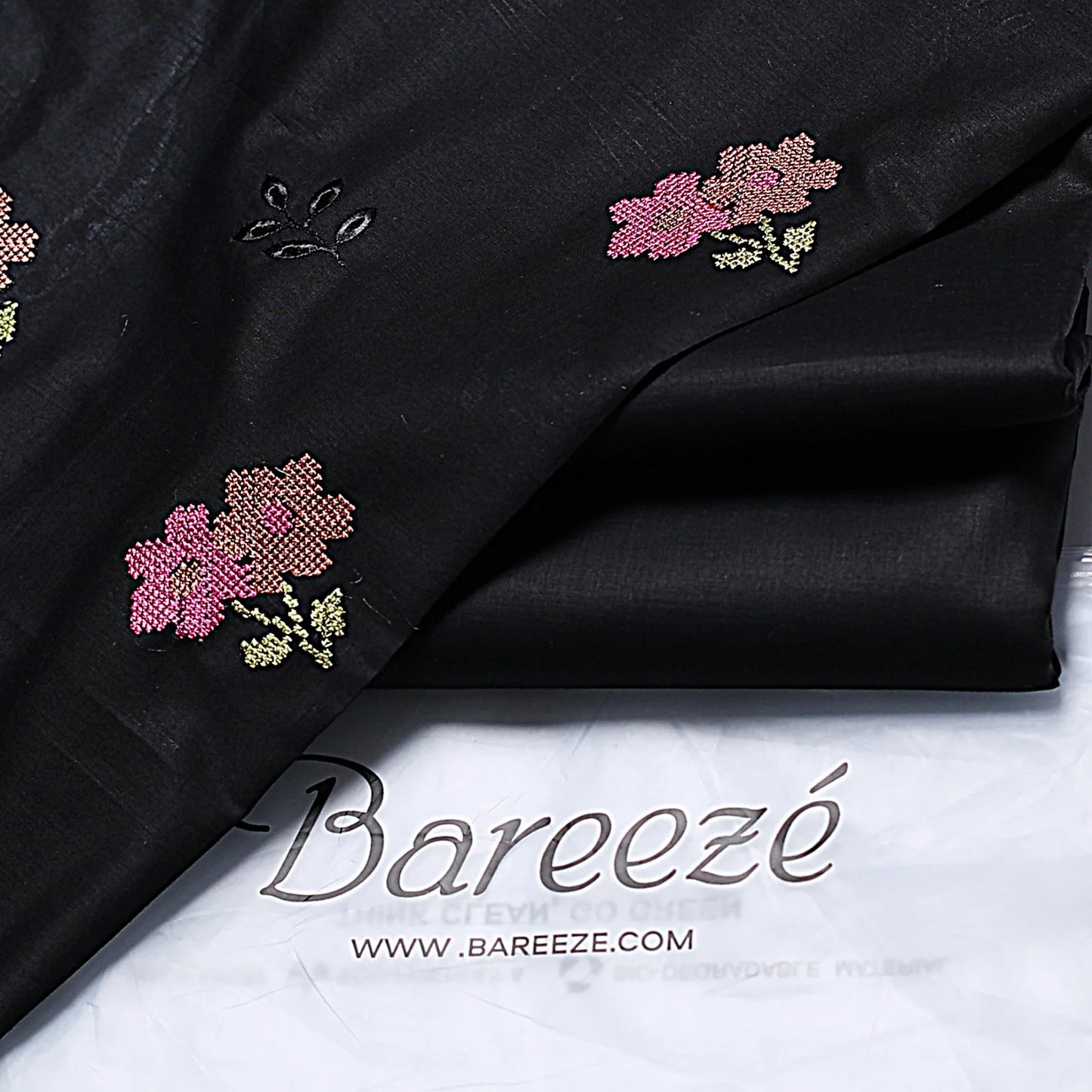 Bareeze Embroidered 2-Piece Lawn Un-stiched 194