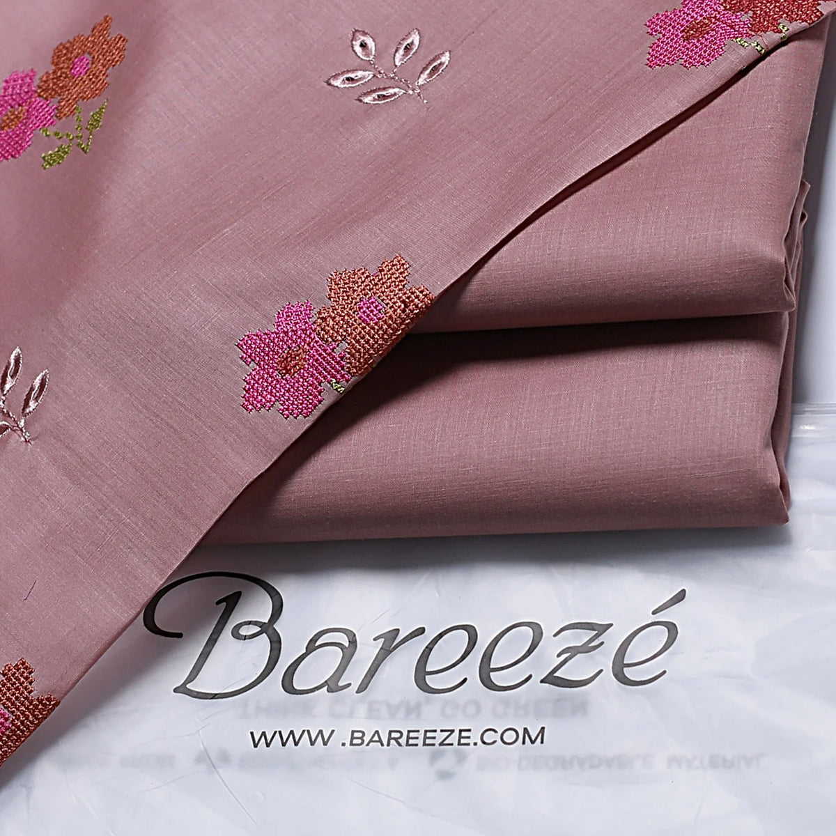 Bareeze Embroidered 2-Piece Lawn Un-stiched 200