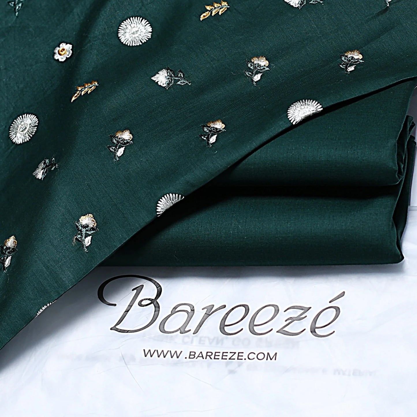 Bareeze Embroidered 2-Piece Lawn Un-stiched 202