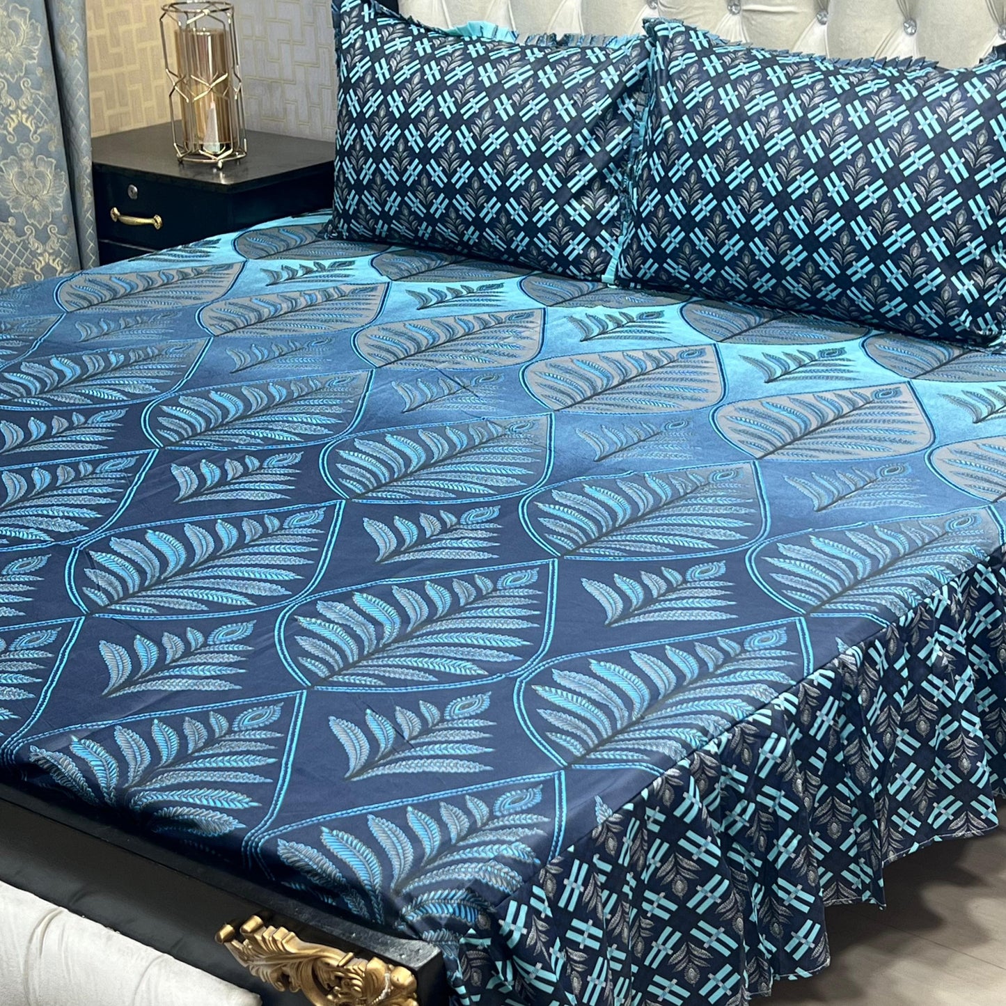 3 PCS FRILL BED SHEET