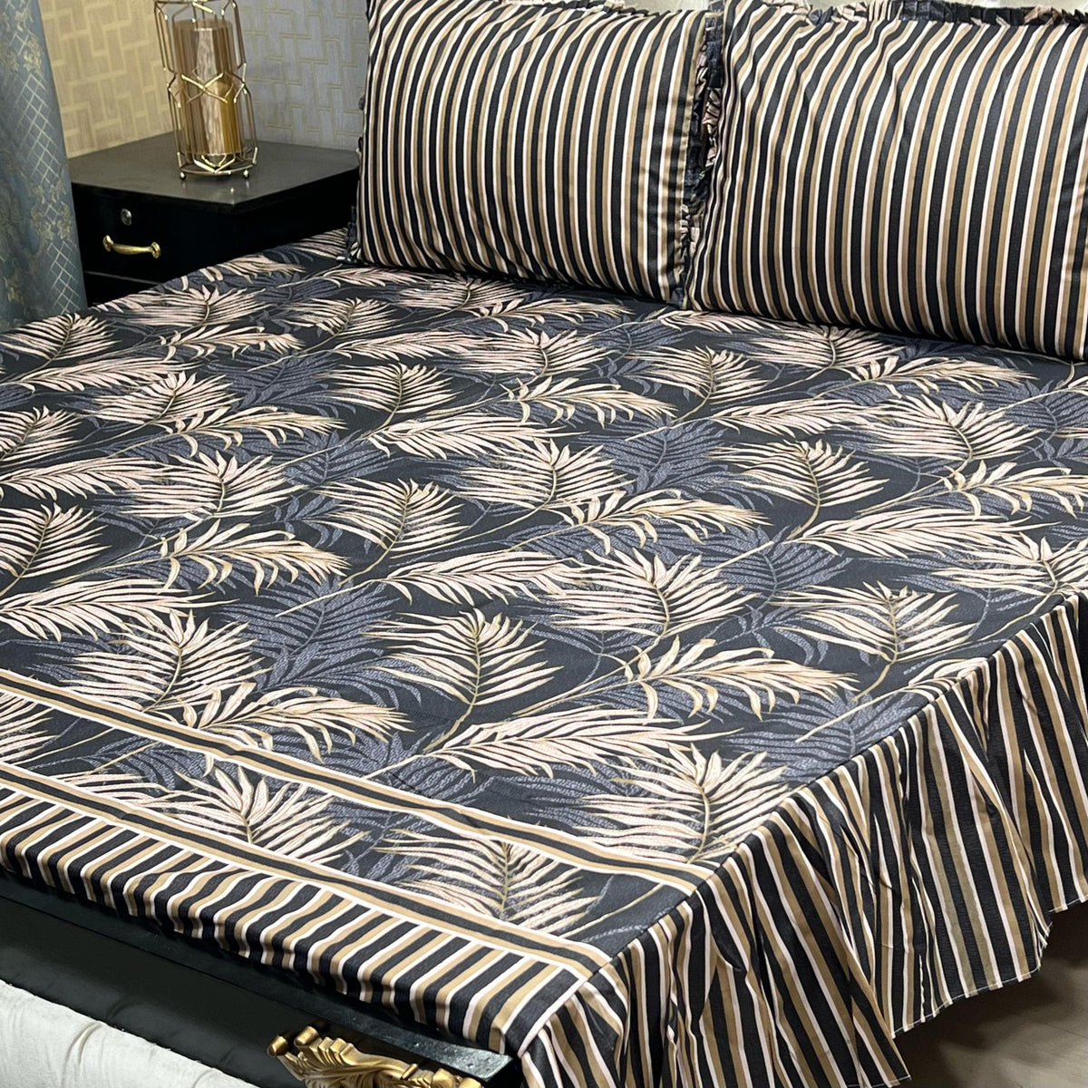 3 PCS FRILL BED SHEET