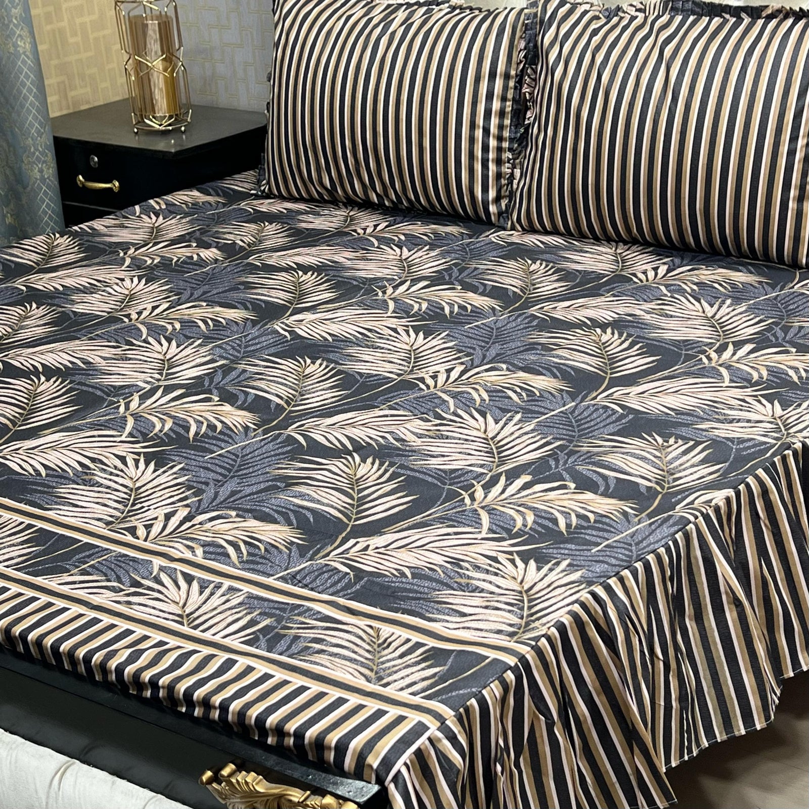 3 PCS FRILL BED SHEET