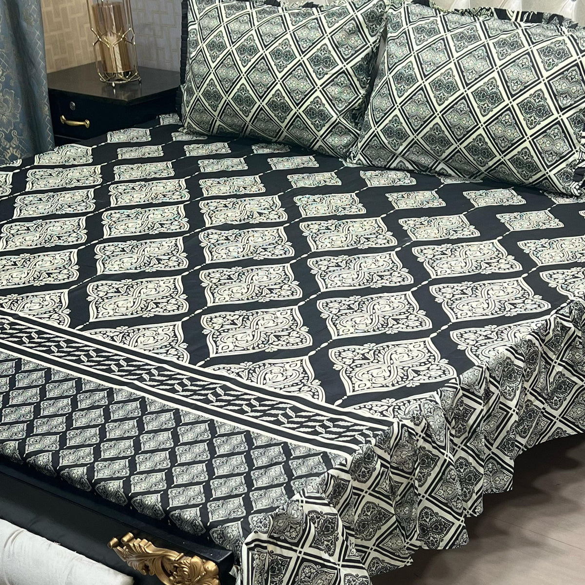 3 PCS FRILL BED SHEET