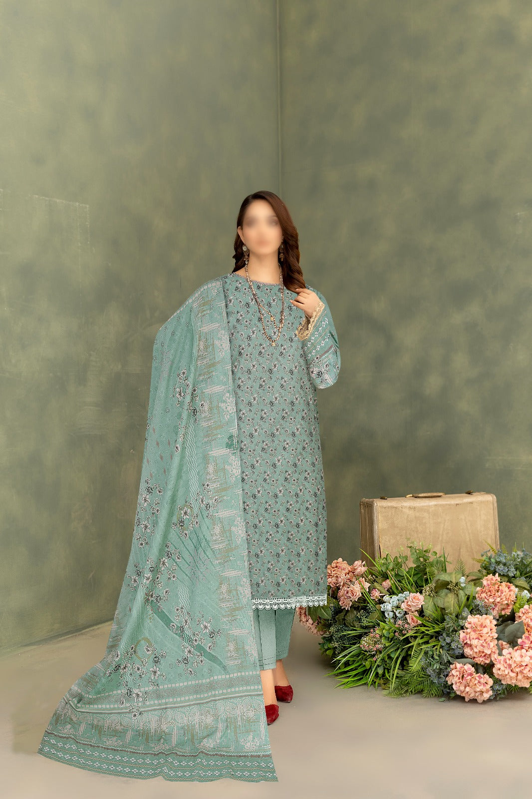 GUL AHMED Lawn 3 Pcs Premium Quality  7720