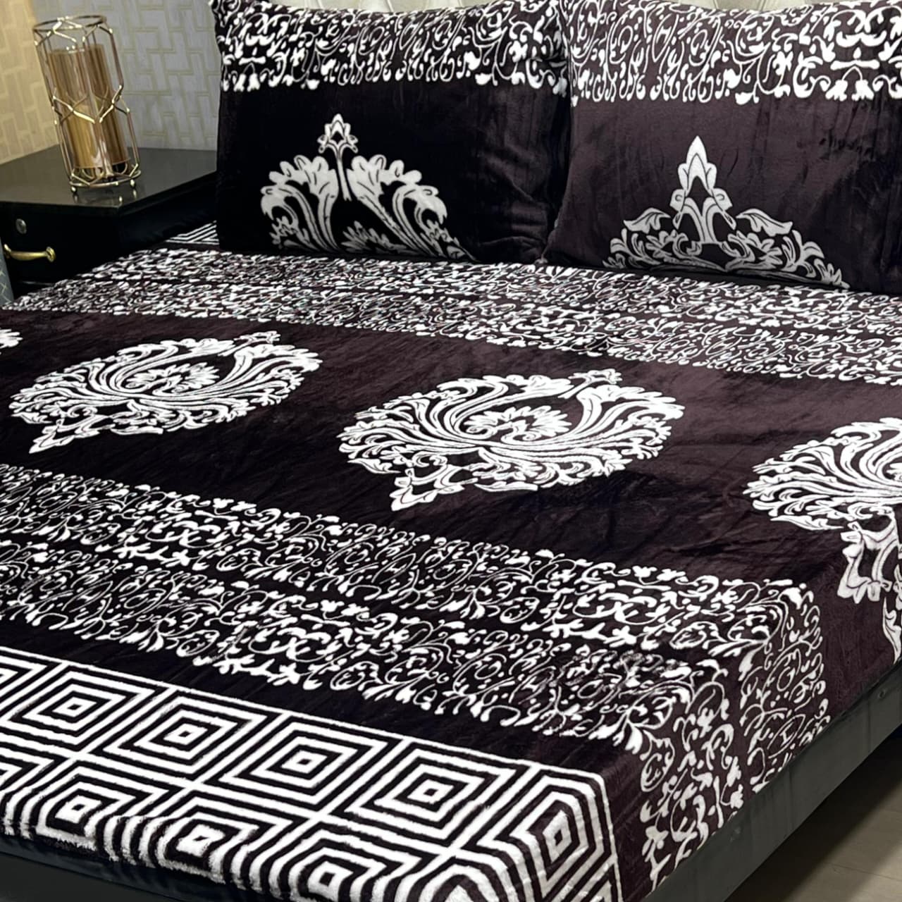 Luxury Soft Fleece Bedsheet Set FL059