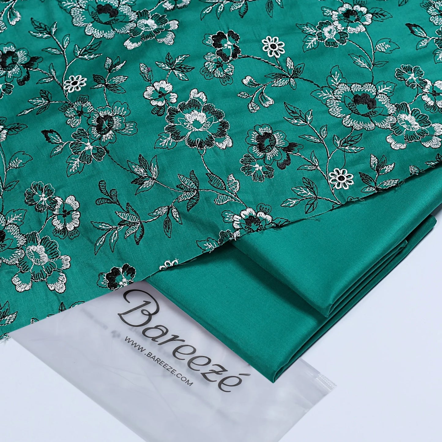 Bareeze Embroidered 2-Piece Lawn Un-stiched  113