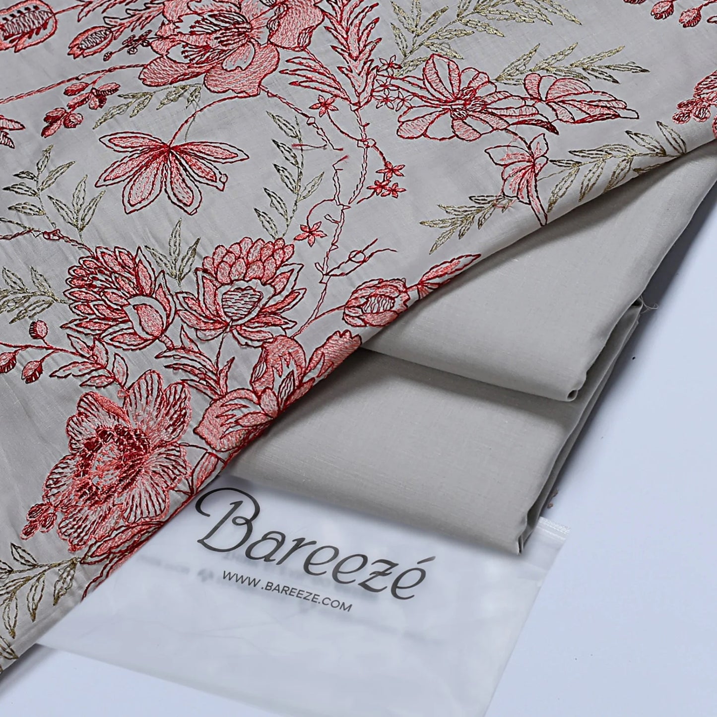 Bareeze Embroidered 2-Piece Lawn Un-stiched  121