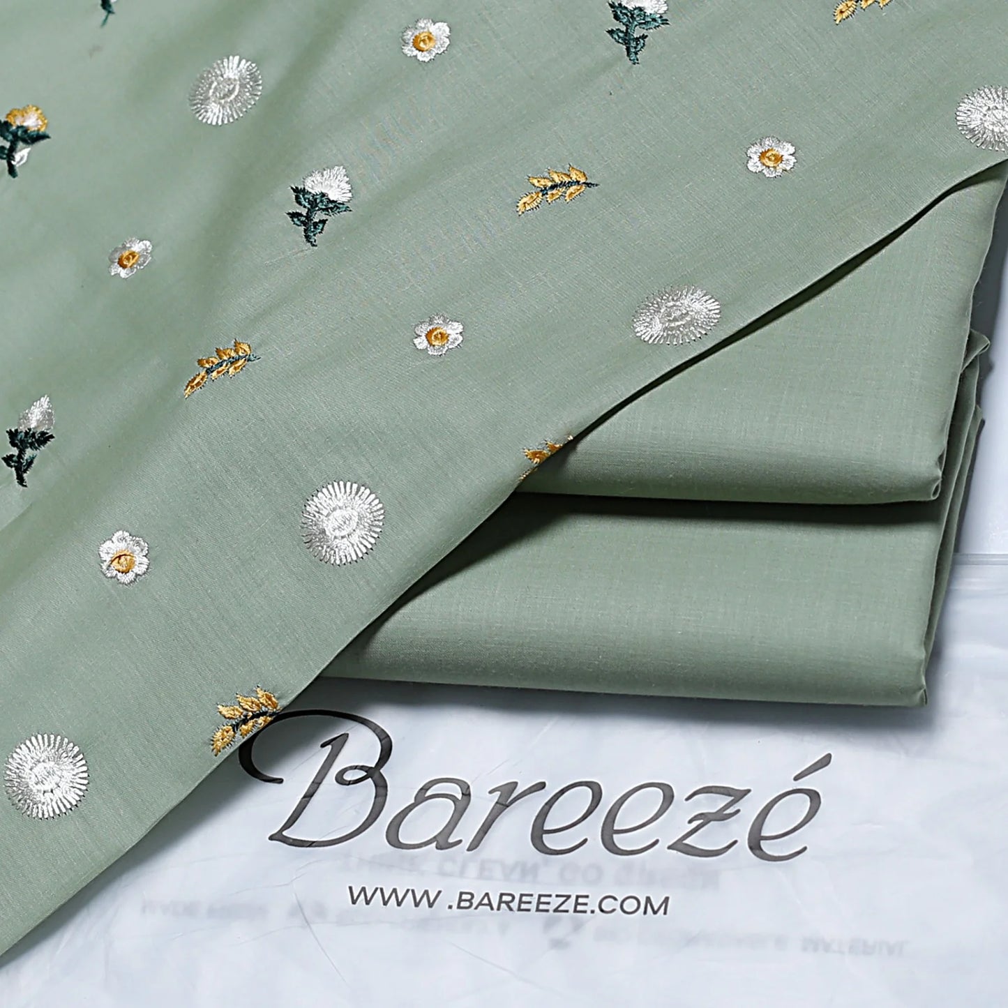 Bareeze Embroidered 2-Piece Lawn Un-stiched  168