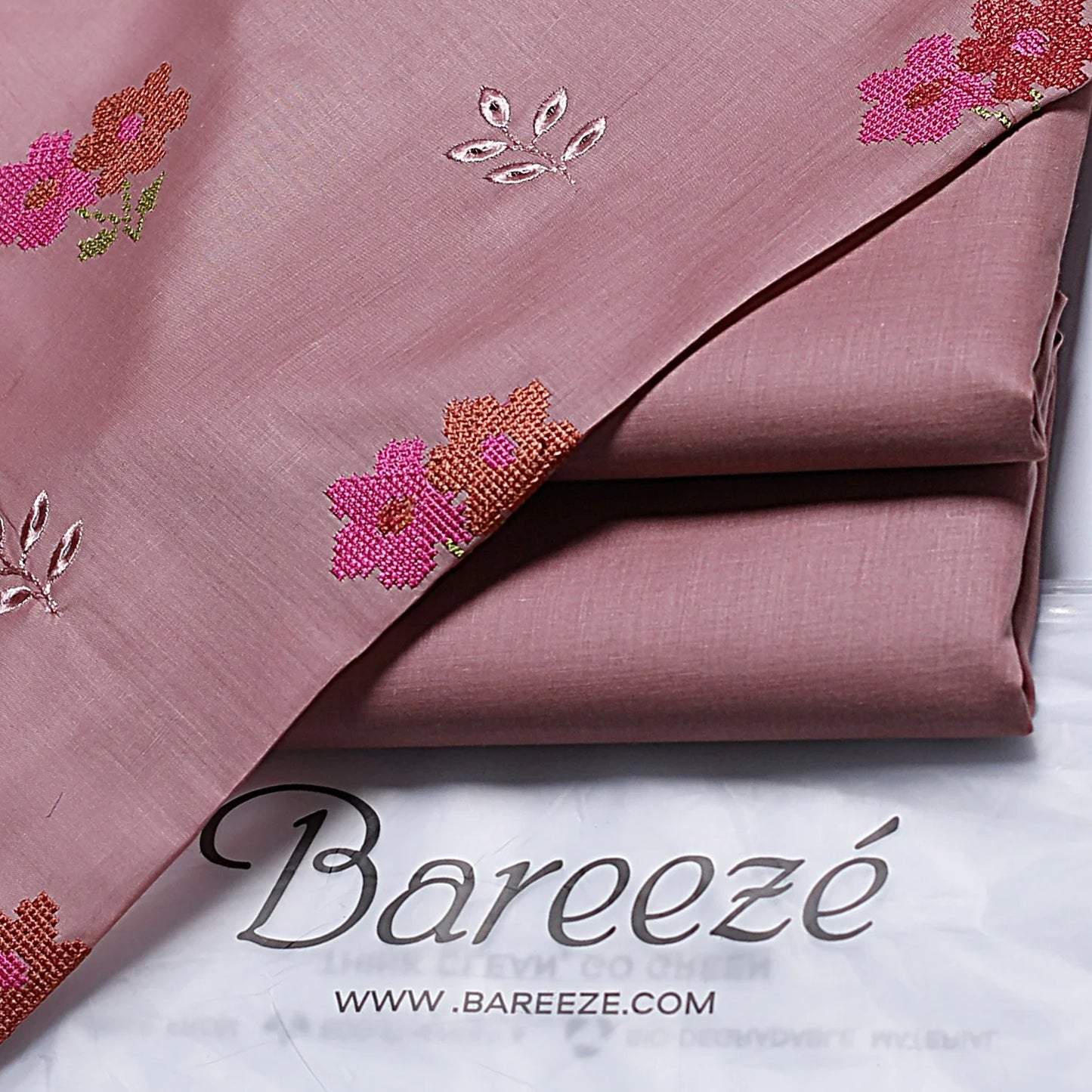Bareeze Embroidered 2-Piece Lawn Un-stiched  176