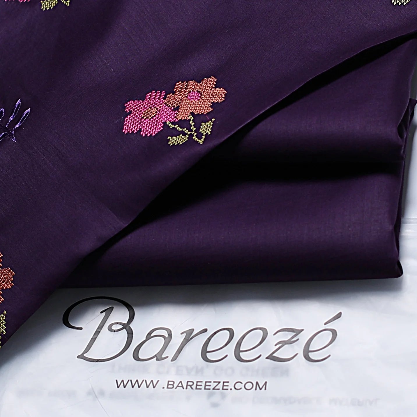 Bareeze Embroidered 2-Piece Lawn Un-stiched  175