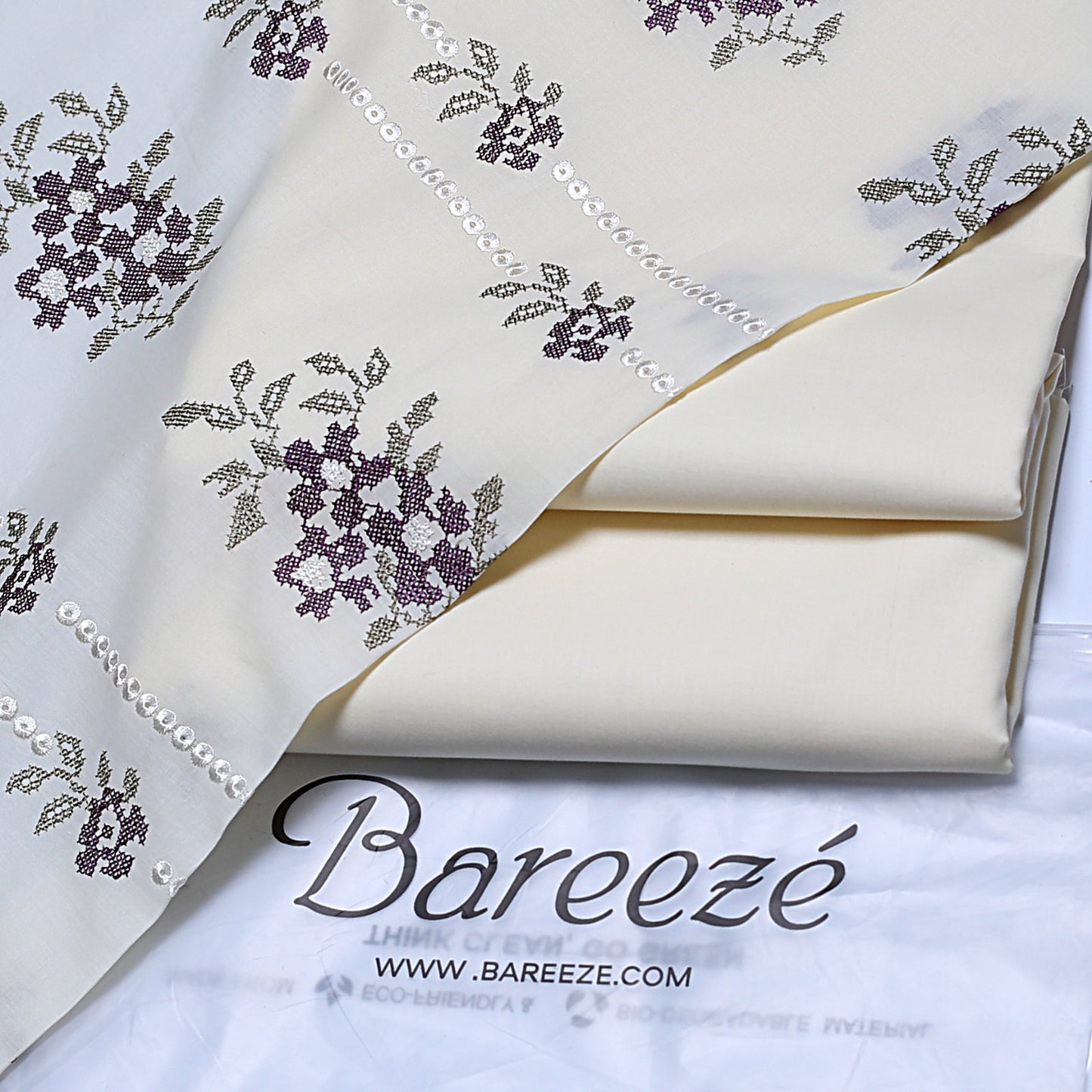 Bareeze Embroidered 2-Piece Lawn Un-stiched  148